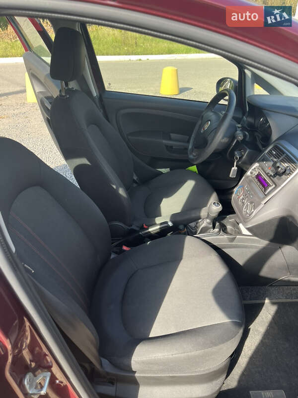 Хэтчбек Fiat Grande Punto 2012 в Киеве