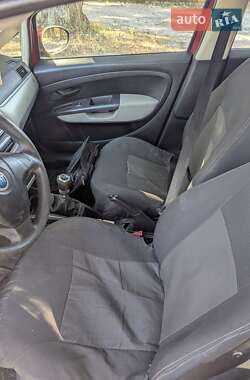 Хэтчбек Fiat Grande Punto 2006 в 