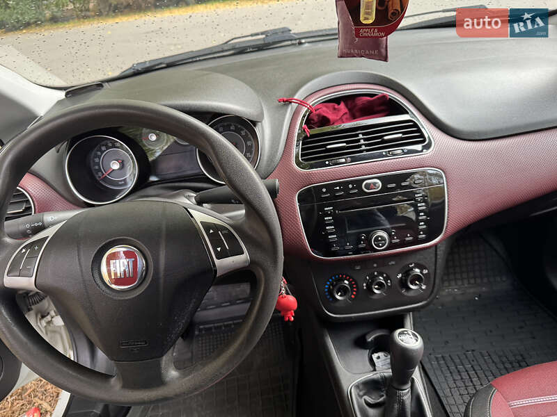 Хэтчбек Fiat Grande Punto 2011 в Днепре фото 12 Хэтчбек Fiat Grande Punto 2011 в Днепре