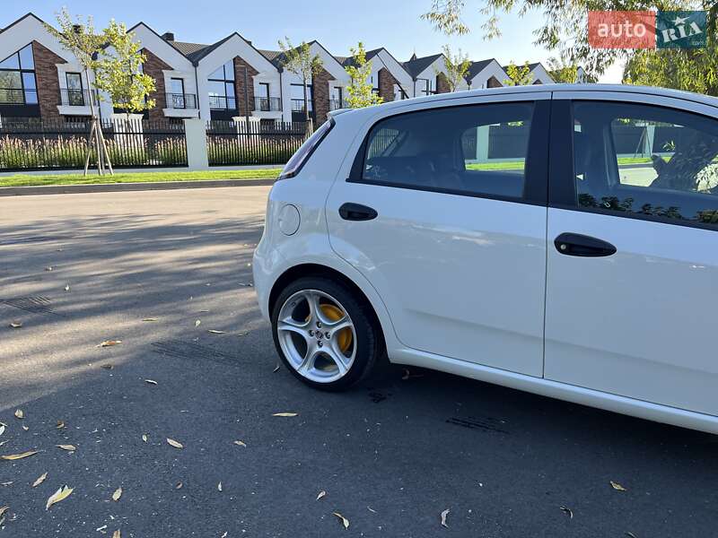 Хэтчбек Fiat Grande Punto 2012 в Белой Церкви