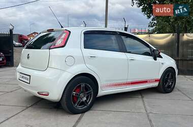 Хэтчбек Fiat Grande Punto 2012 в 