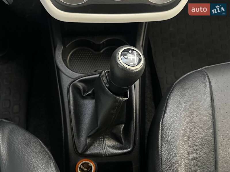 Хэтчбек Fiat Grande Punto 2012 в Киеве