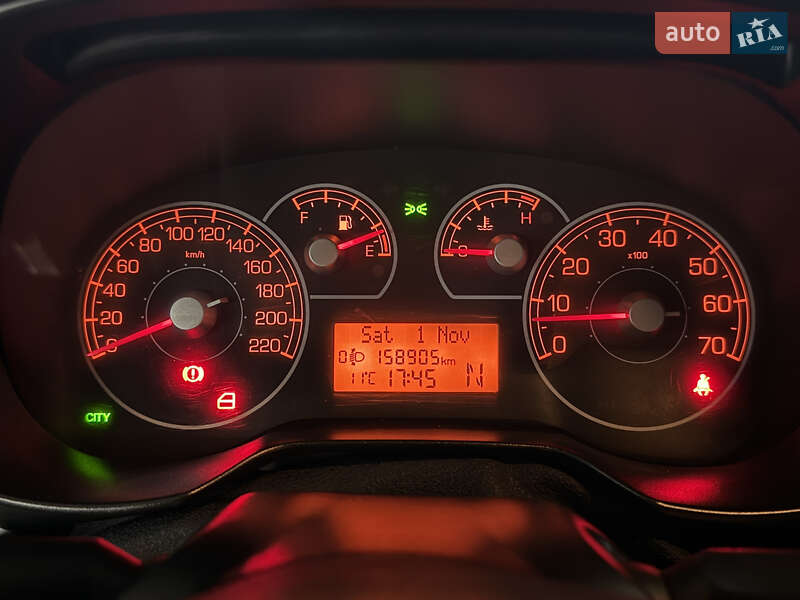 Хэтчбек Fiat Grande Punto 2008 в Киеве фото 12 Хэтчбек Fiat Grande Punto 2008 в Киеве