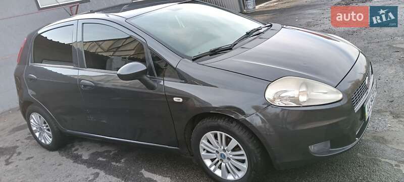 Хетчбек Fiat Grande Punto 2011 в Білій Церкві