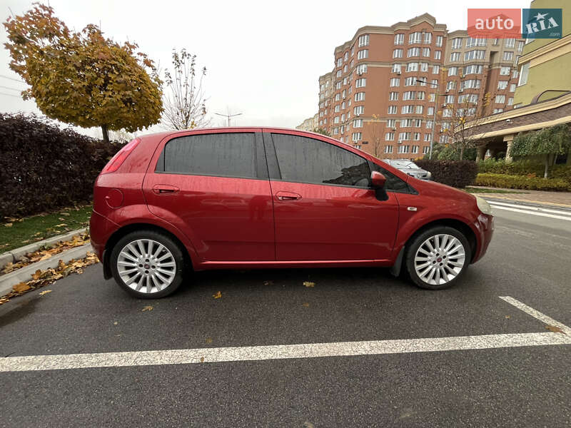 Хэтчбек Fiat Grande Punto 2007 в Софиевской Борщаговке