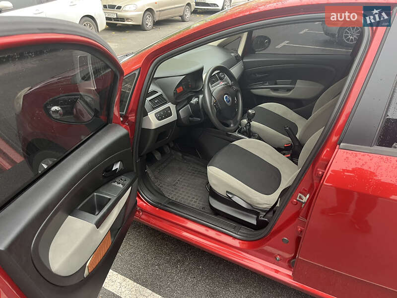 Хэтчбек Fiat Grande Punto 2007 в Софиевской Борщаговке