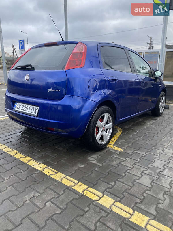 Хэтчбек Fiat Grande Punto 2009 в Киеве