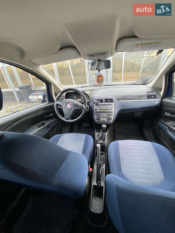 Хэтчбек Fiat Grande Punto 2009 в Киеве