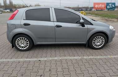 Хетчбек Fiat Grande Punto 2011 в Києві
