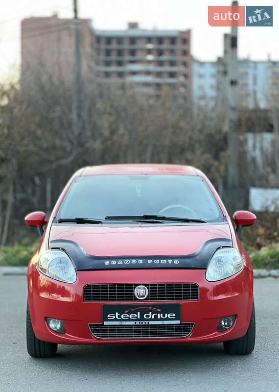 Хетчбек Fiat Grande Punto 2009 в Миколаєві