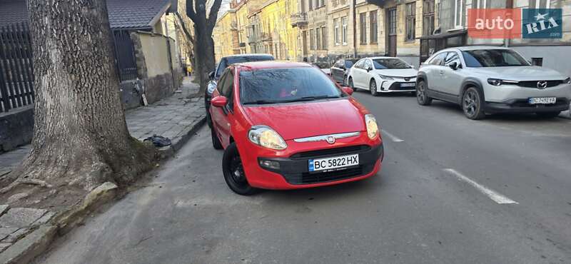 Хэтчбек Fiat Grande Punto 2011 в Львове