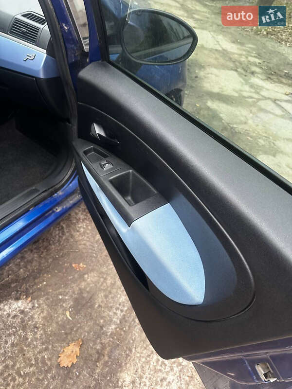 Хэтчбек Fiat Grande Punto 2007 в Киеве