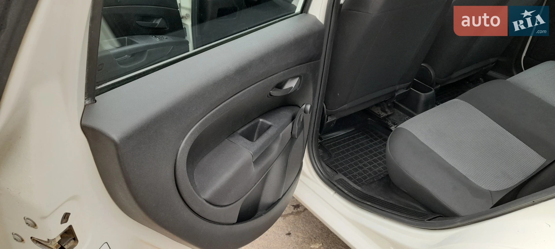 2011 Fiat Punto - мініатюра 15
