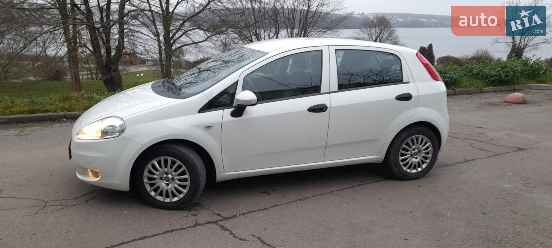 2011 Fiat Punto - мініатюра 30