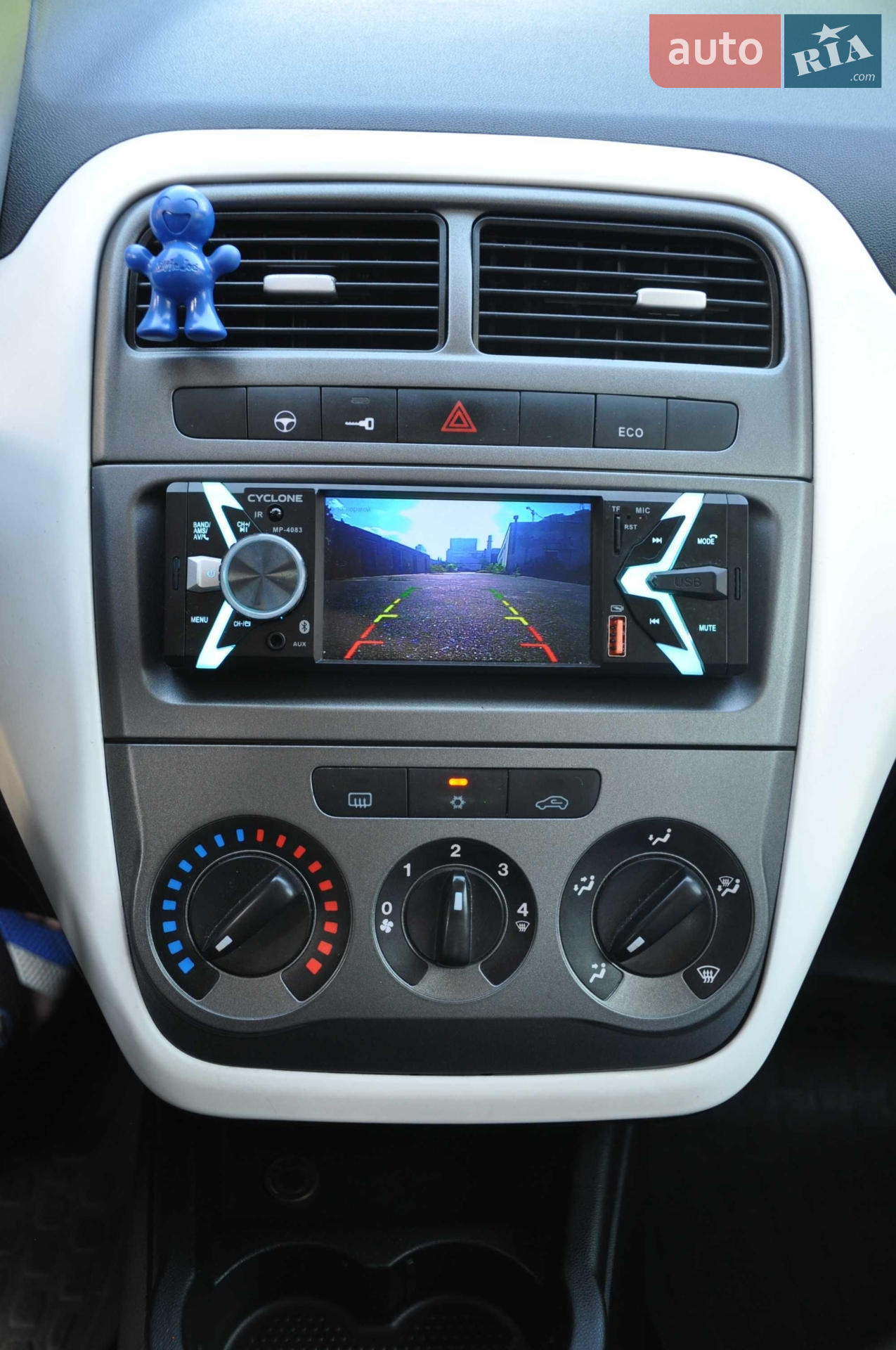 2012 Fiat Punto - мініатюра 15