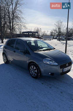 Хэтчбек Fiat Grande Punto 2010 в Синельниково