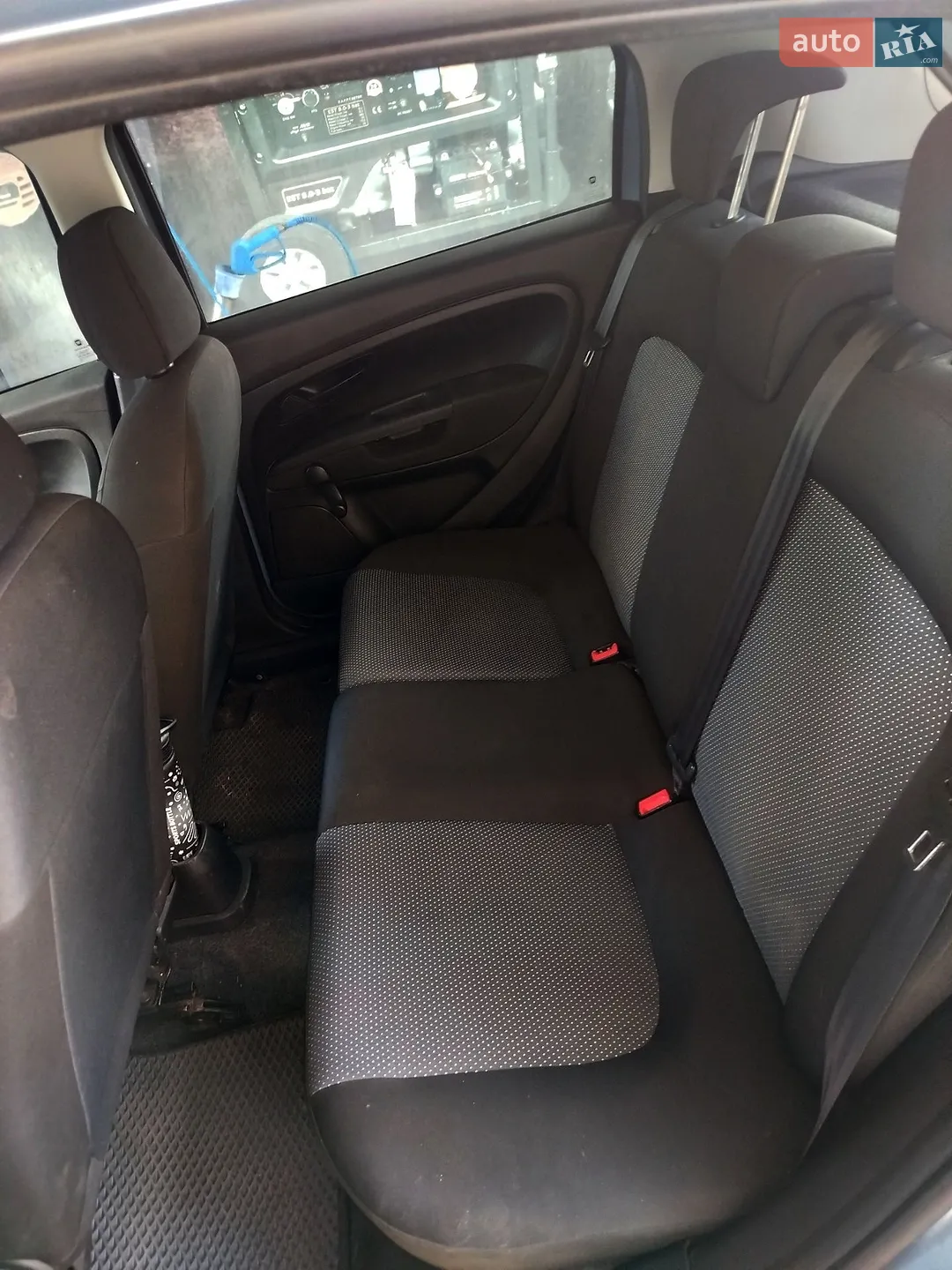 2010 Fiat Punto - мініатюра 31