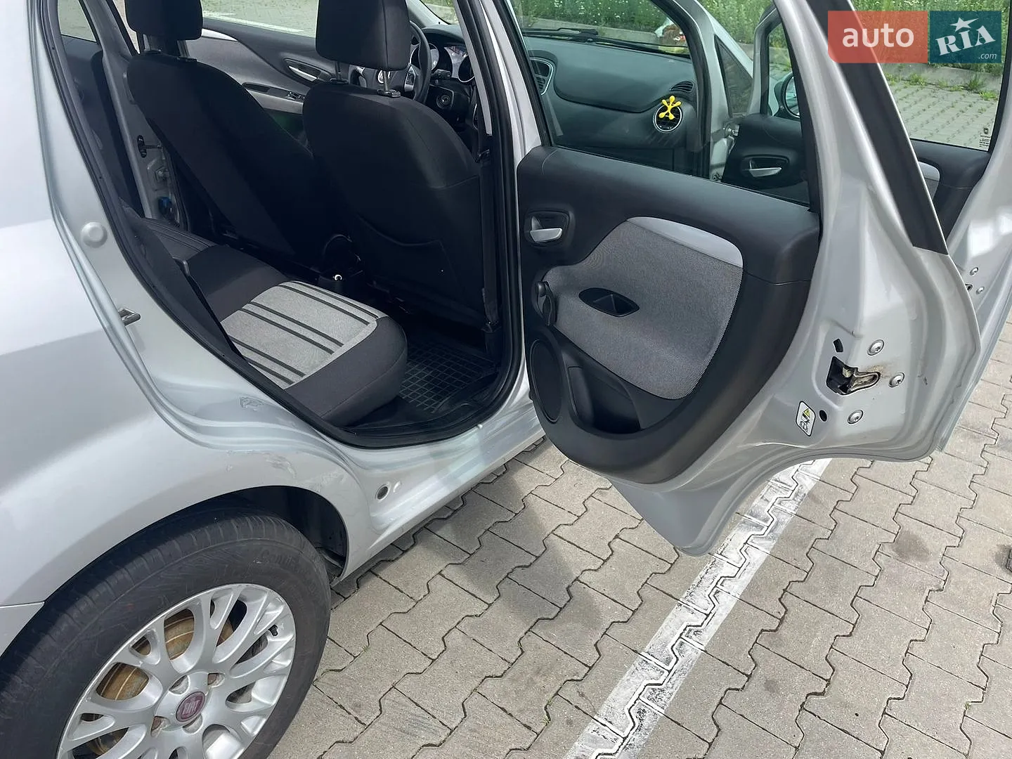 2011 Fiat Punto - мініатюра 27