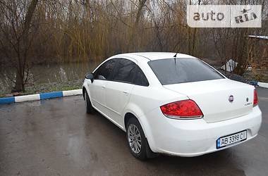 Седан Fiat Linea 2012 в 