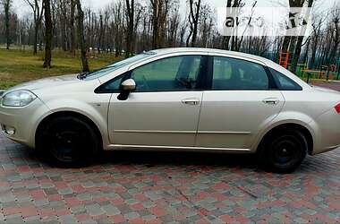 Седан Fiat Linea 2008 в 