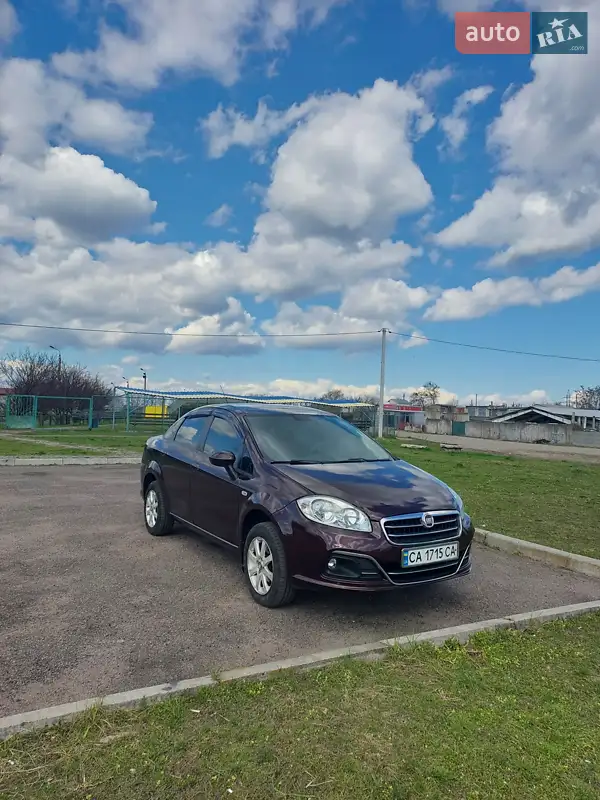 Седан Fiat Linea 2013 в 