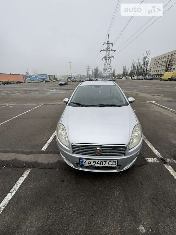 Седан Fiat Linea 2011 в Киеве
