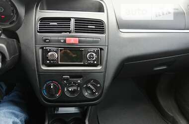 Седан Fiat Linea 2012 в Киеве