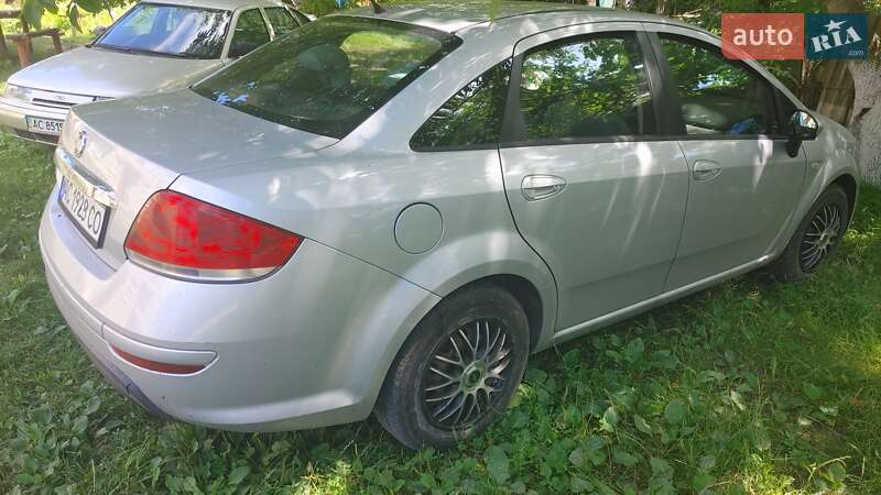 Седан Fiat Linea 2013 в Горохове
