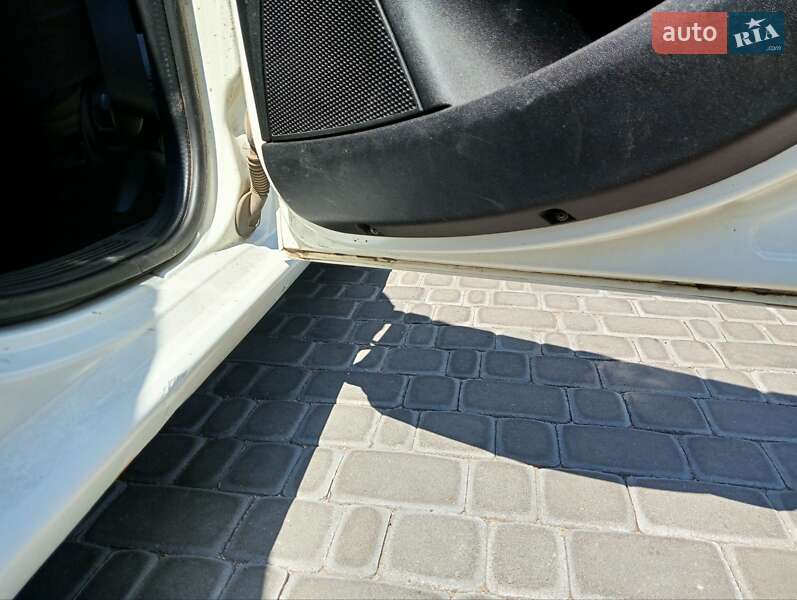 Седан Fiat Linea 2011 в Житомире