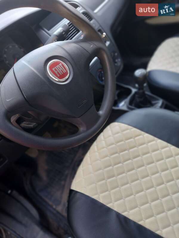Седан Fiat Linea 2010 в Кодыме