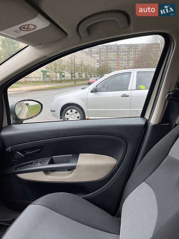 Седан Fiat Linea 2008 в Дрогобыче