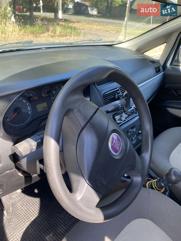 Седан Fiat Linea 2007 в Конотопе