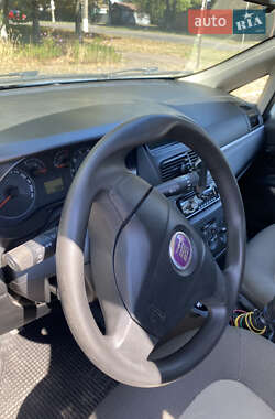 Седан Fiat Linea 2007 в 