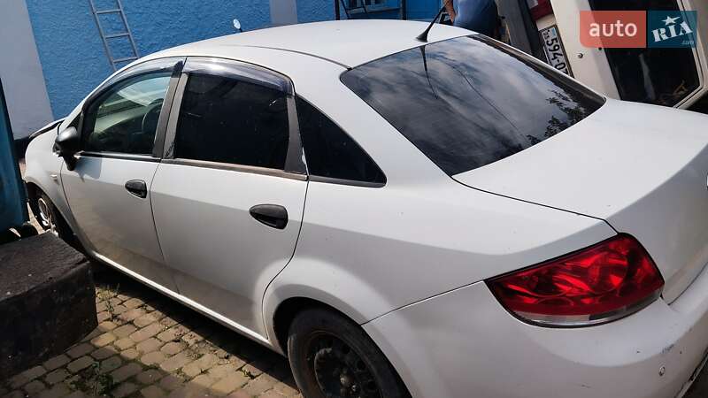 Седан Fiat Linea 2010 в Летичеве