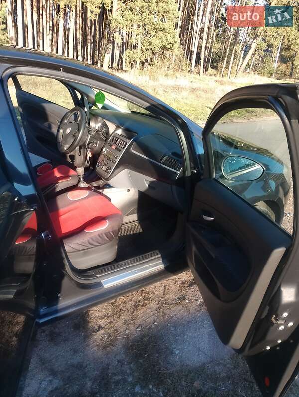 Седан Fiat Linea 2009 в Житомире