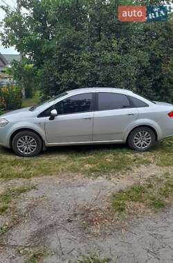 Седан Fiat Linea 2012 в 