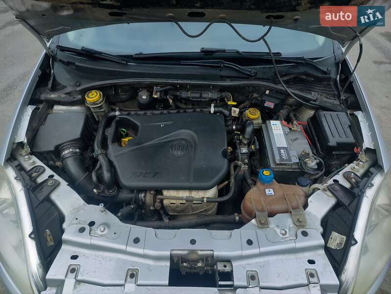 Седан Fiat Linea 2010 в Києві фото 14 Седан Fiat Linea 2010 в Києві