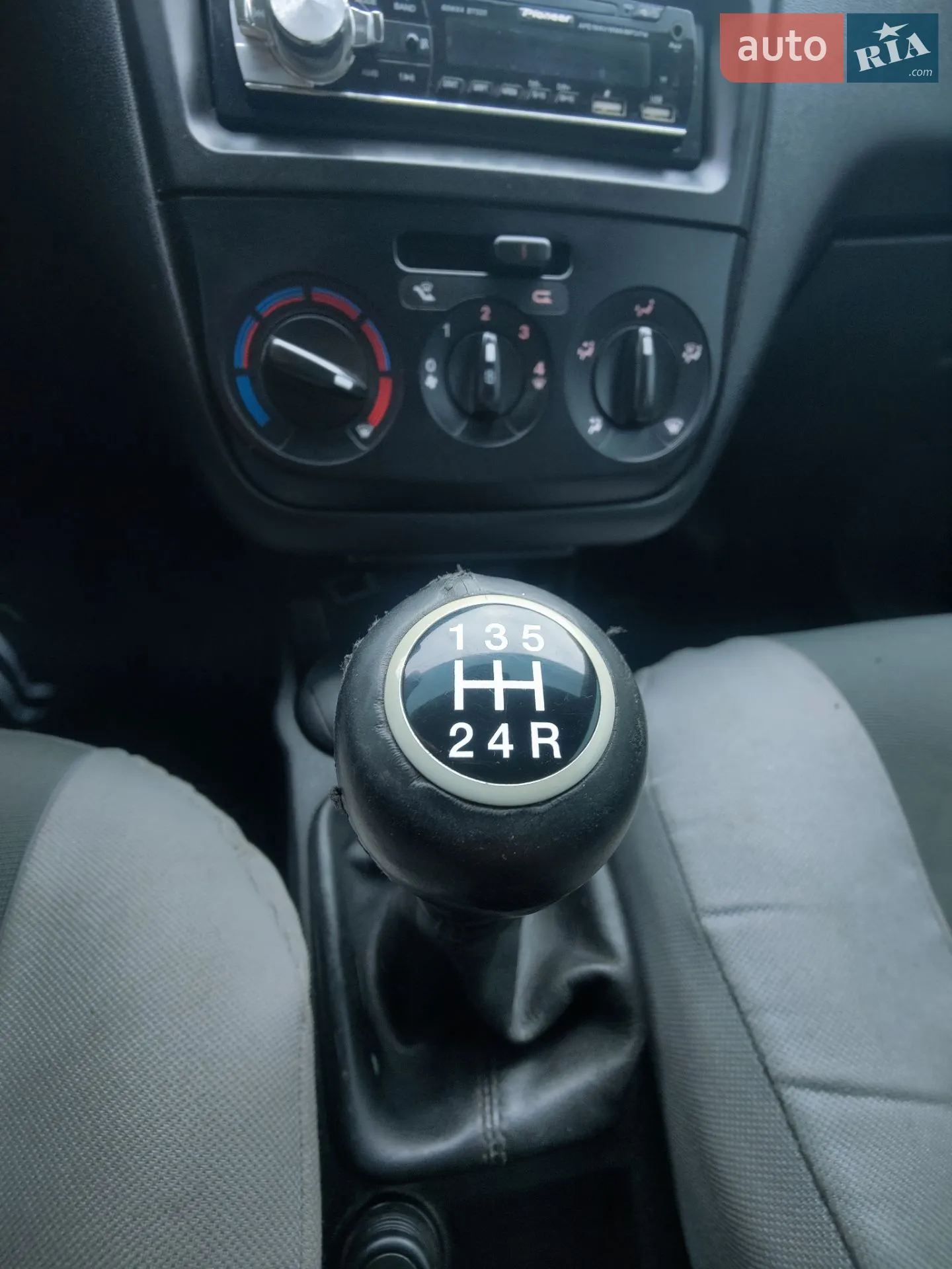 2010 Fiat Linea - мініатюра 20