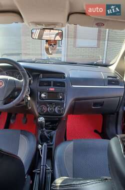 Седан Fiat Linea 2011 в Кременчуге