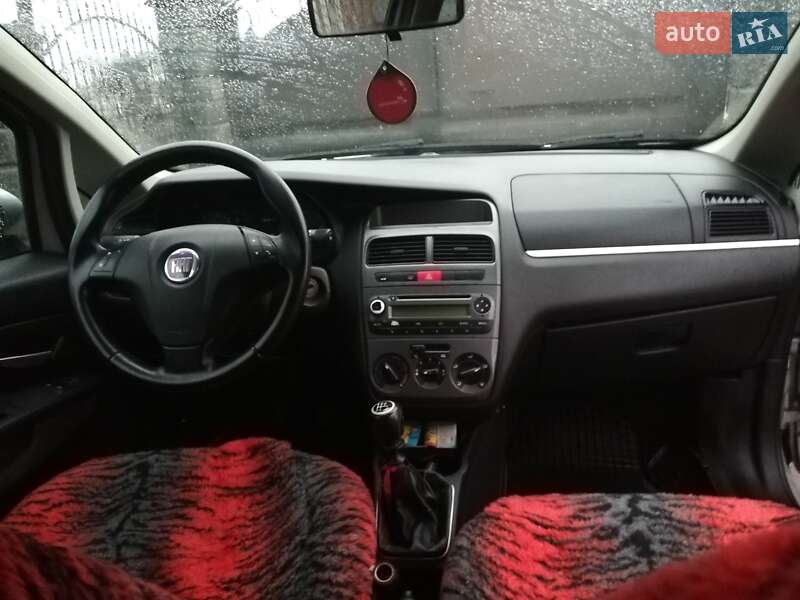 Седан Fiat Linea 2007 в Дубно