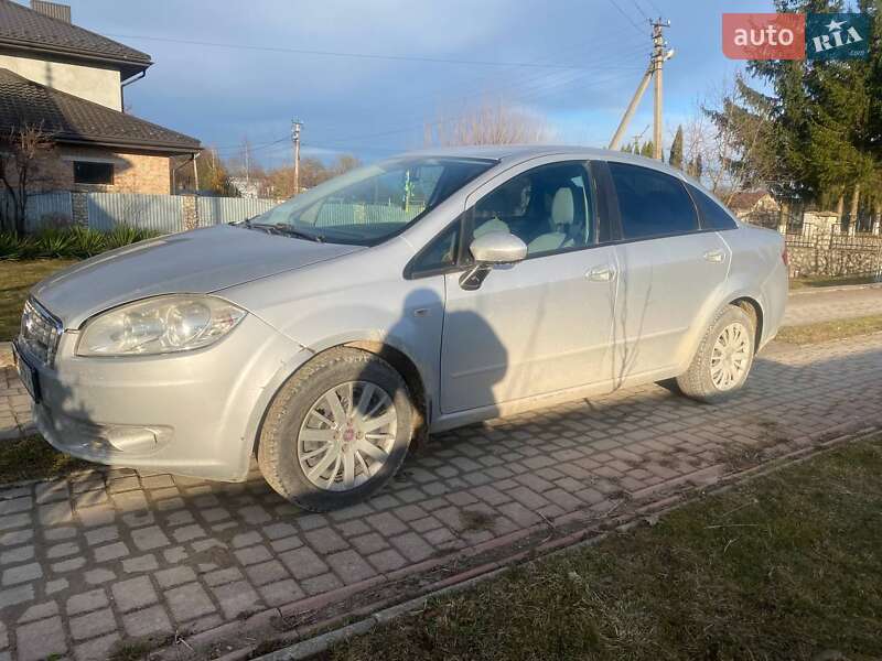 Седан Fiat Linea 2012 в Збараже