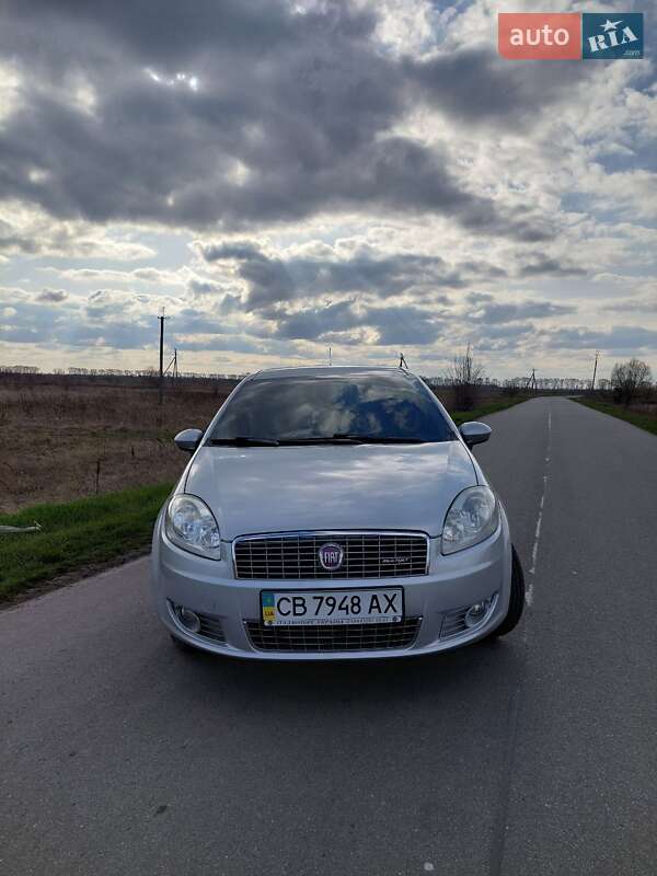 Седан Fiat Linea 2012 в Нежине фото 6 Седан Fiat Linea 2012 в Нежине