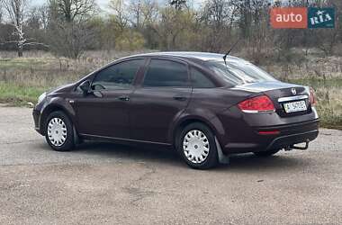 Седан Fiat Linea 2013 в 