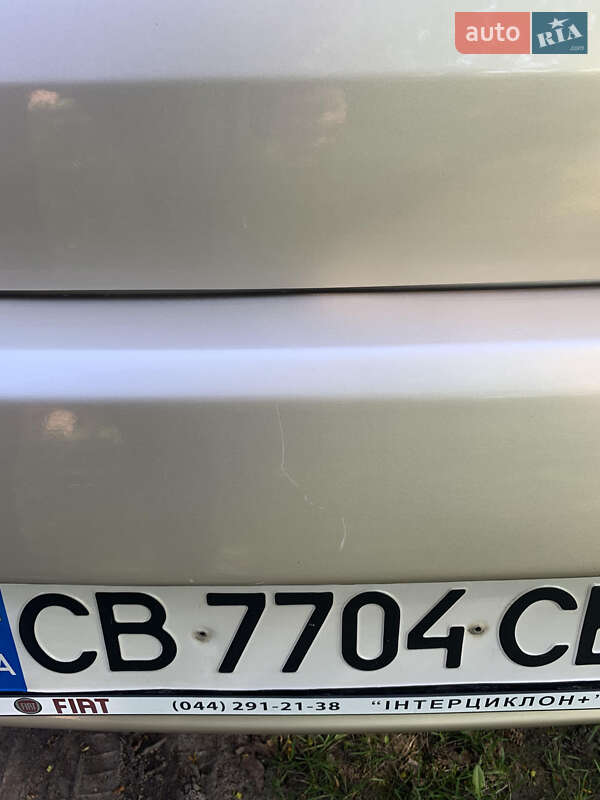 Седан Fiat Linea 2012 в Чернигове