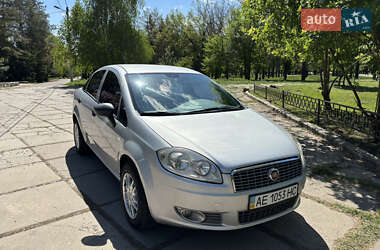 Седан Fiat Linea 2012 в 