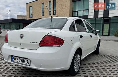 Седан Fiat Linea 2011 в 