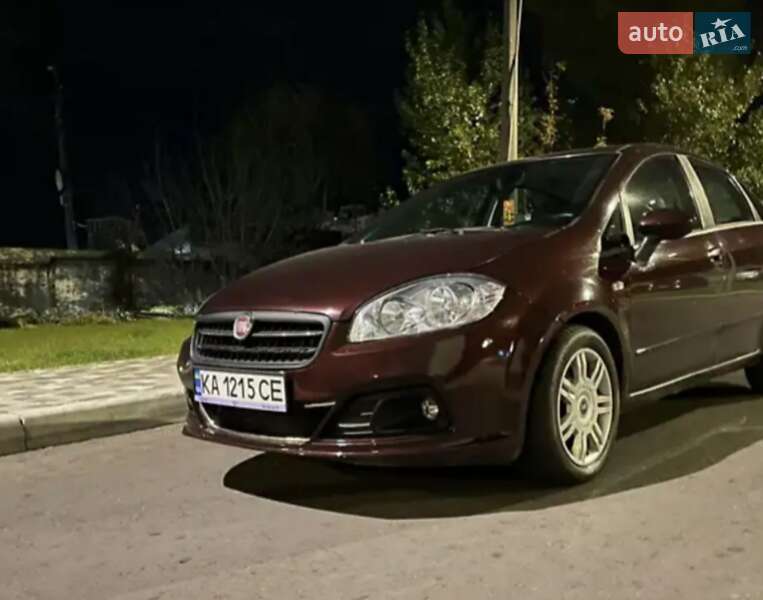 Седан Fiat Linea 2013 в 