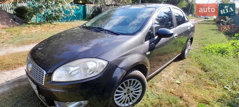 Седан Fiat Linea 2012 в Киеве