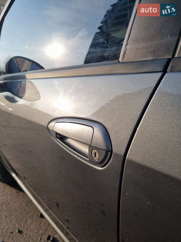 Седан Fiat Linea 2015 в Харкові