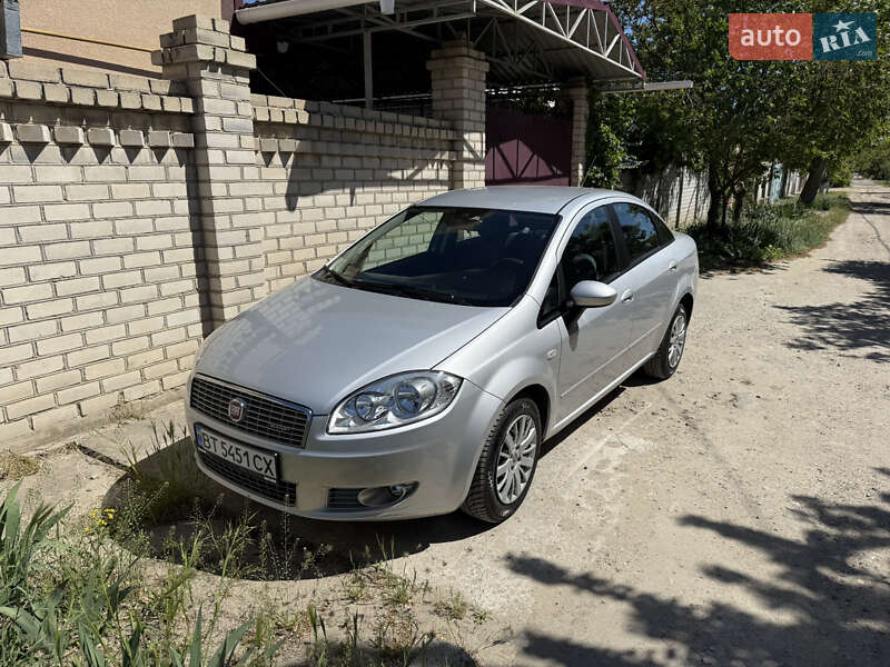 2012 Fiat Linea, VIN ZFA32300003179043:plate — фото 1 (autoria)